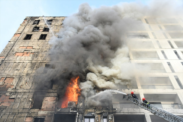 Veliki požar u Tirani, evakuisani stanari