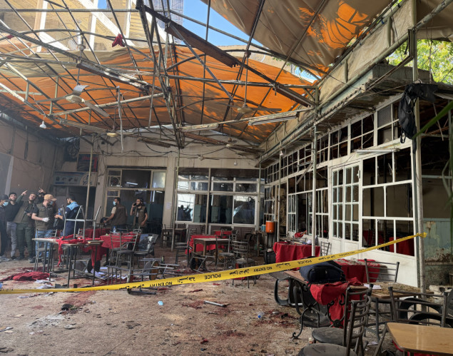 Šest osoba poginulo, 22 povrijeđene u eksploziji bombe u kafiću u Damasku