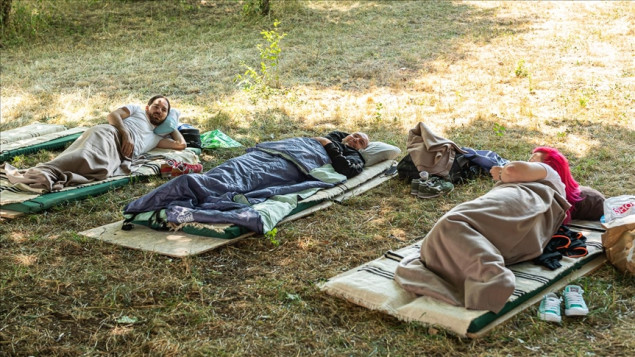 Oboren rekord na takmičenju u ležanju u Crnoj Gori: Čak 12 učesnika leži više od 120 sati