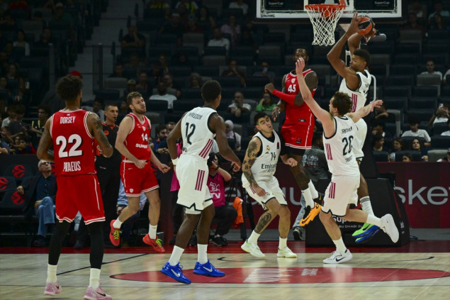 Košarkaši Real Madrida osvojili Superkup Evrolige