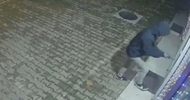 Višestruki povratnik u činjenju krivičnih djela obio sef supermarketa i ukrao više od 19.000 KM