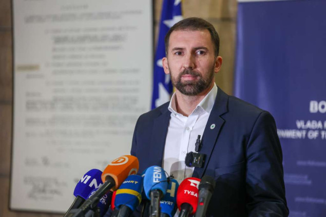 Otvoren javni poziv za zbrinjavanje žrtava nasilja i SOS telefon -1,1 milion KM za sigurne kuće