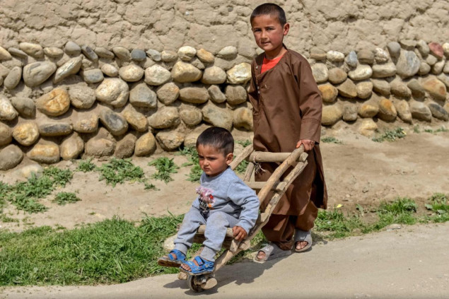 Afganistanska djeca umiru od gladi zbog prekida pomoći