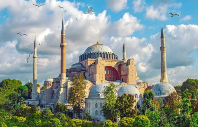 Turistima će se ponovo naplaćivati ulaz u historijsku znamenitost i džamiju Aja Sofija u Istanbulu