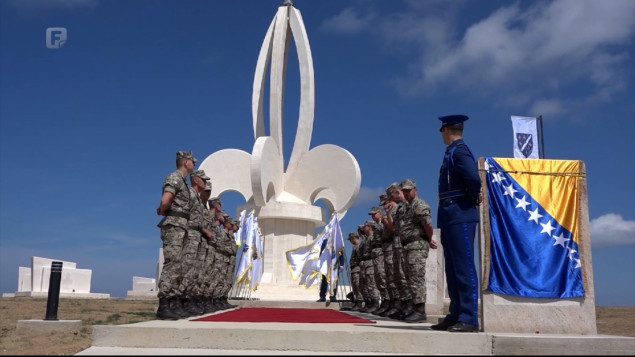 Ambasada SAD-a: Spomenik na Vlašiću je uvreda za žrtve i njihove porodice