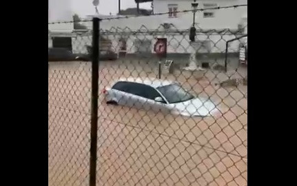 Španija: Potop u Sevilli, tornado u Huelvi