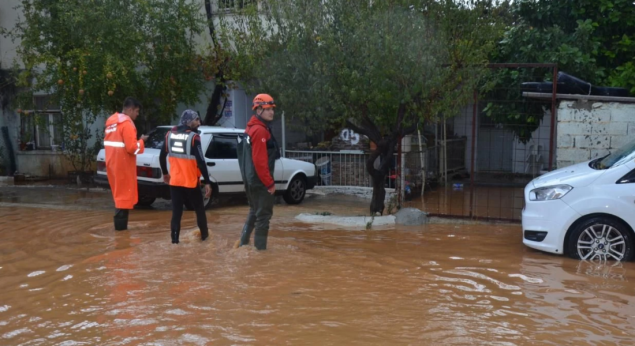 Antalija: Usljed poplava evakuisano 400 hotelskih gostiju