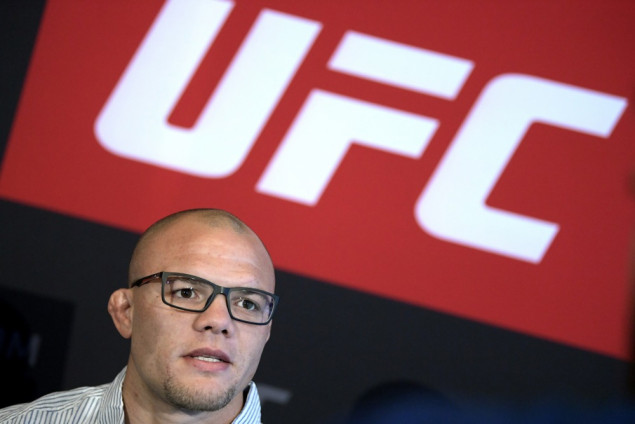 Bivšem UFC borcu Anthony Smithu prijeti do 20 godina zatvora