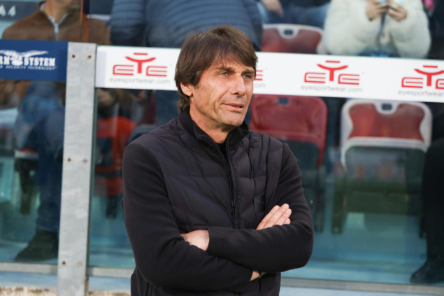 Antonio Conte nije više trener Napolija