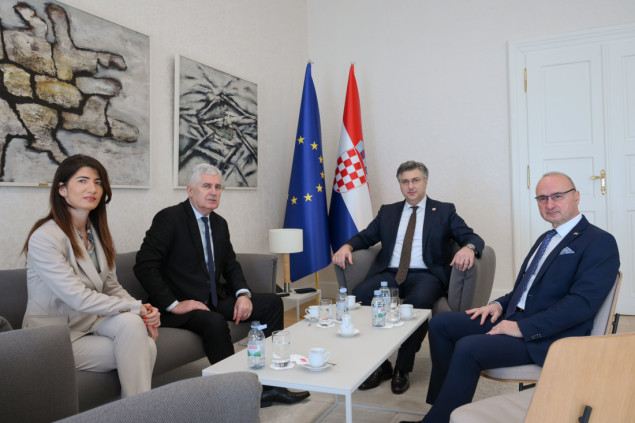 Plenković: Podrška stabilizaciji situacije i putu BiH ka EU