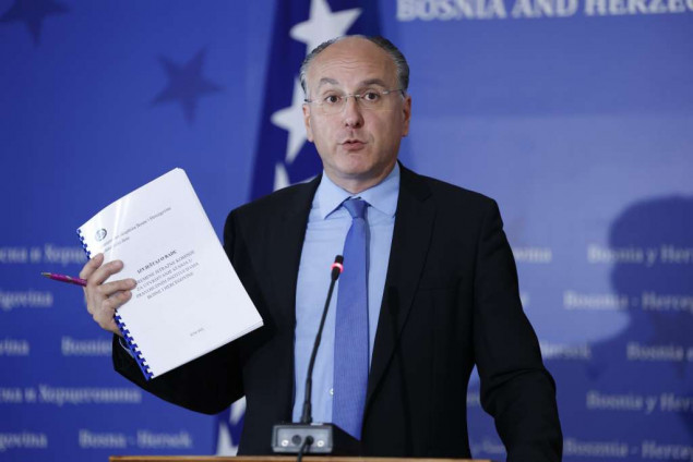 Arnaut: Istražna komisija utvrdila ogromnu spregu između politike i pravosuđa