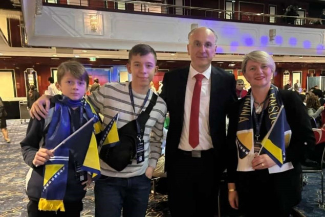 Arnaut čestitao osvajačima medalja iz BiH na Einstein olimpijadi