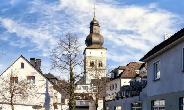 Oslobođena 8-godišnjakinja koja je bila zatvorena većinu svog života