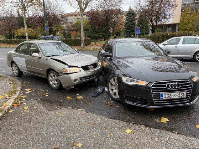 Zbog sudara kasnio početak sastanka 'osmorke' i HDZ-a