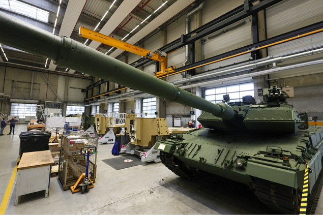 Njemački izvoz oružja značajno opao u 2025. zbog smanjene vojne pomoći Ukrajini