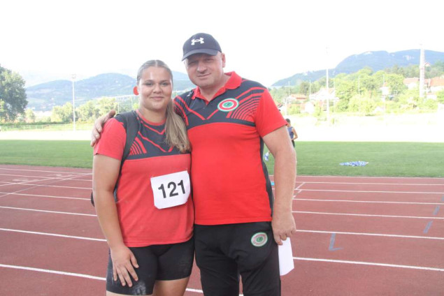 Bacači kugle Mejrema Baručija i Davud Alić pobjednici Otvorenog prvenstva Beograda za mlađe junior(k)e