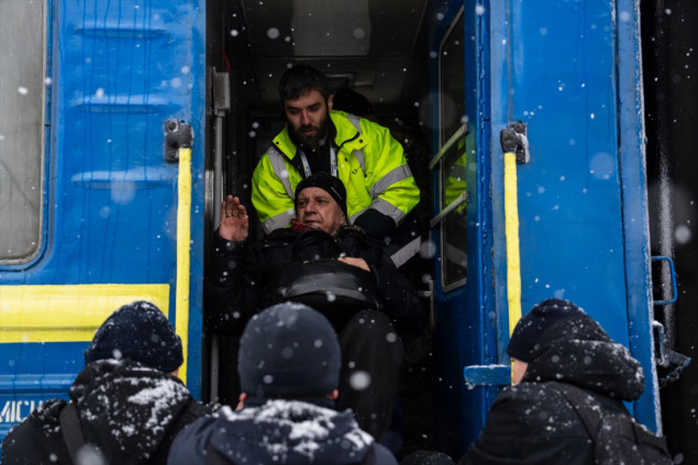 Ukrajinski civili evakuisani iz Bahmuta, žarišta sukoba