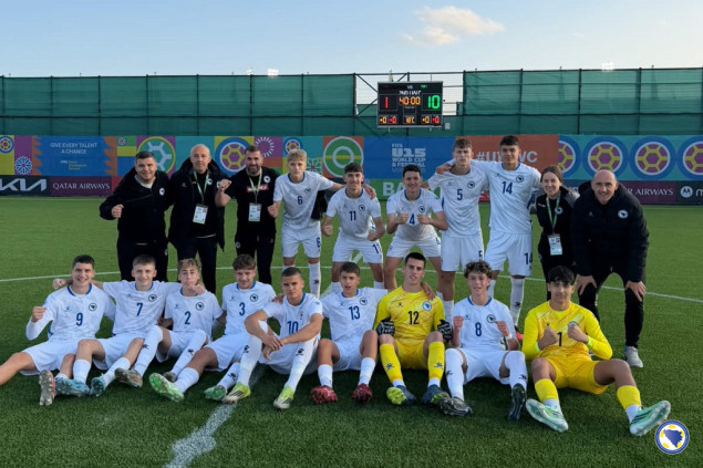 Zmajići sa pet pobjeda osvojili prvo mjesto u grupi na FIFA World Cup & Festivalu u Bakuu Zmajići sa pet pobjeda osvojili prvo mjesto u grupi na FIFA World Cup & Festivalu u Bakuu