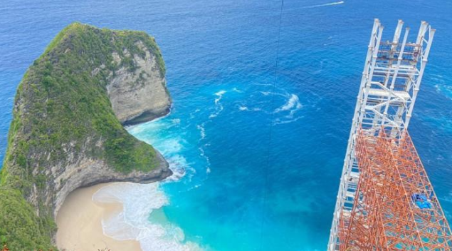 Bali zaustavlja kinesku izgradnju staklenog lifta na litici