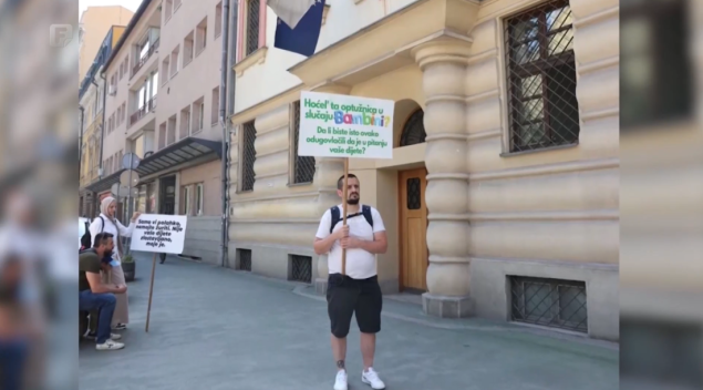 Obitelj dječaka zlostavljanog u vrtiću prosvjedovala pred Vladom KS-a: Traže odgovornost institucija