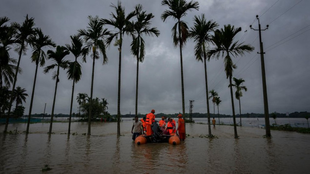 Stotine hiljada ljudi raseljeno u Bangladešu zbog poplava