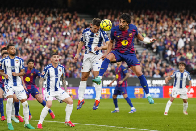 Barcelona se pobjedom nad Levanteom vratila na prvo mjesto Primere