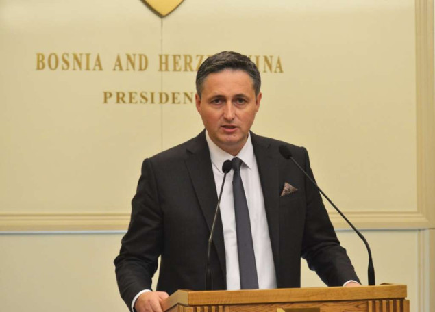 Bećirović: Podnijeću apelaciju Ustavnom sudu ako NSRS usvoji sporni zakon