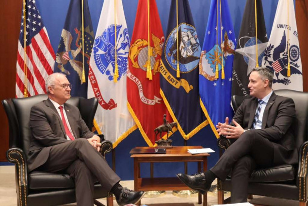 Bećirović u Washingtonu sa senatorom Cramerom, u fokusu jačanje strateškog partnerstva BiH i SAD-a