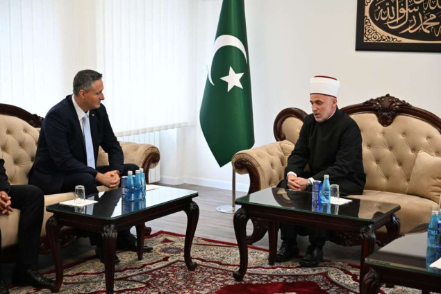 Bećirović traži usvajanje odluke o prihvatanju Osnovnog ugovora između BiH i IZ u BiH