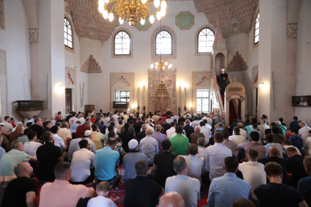 Srebrenička hutba reisul-uleme Kavazovića: Zločin genocida u Srebrenici je i pitanje savjesti i morala svakog od nas