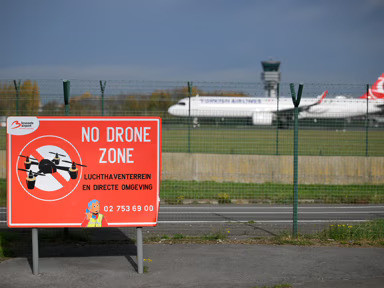 Dronovi prekršili zonu zabrane leta iznad nuklearne elektrane u Belgiji, obustavljene operacije aerodroma Liege