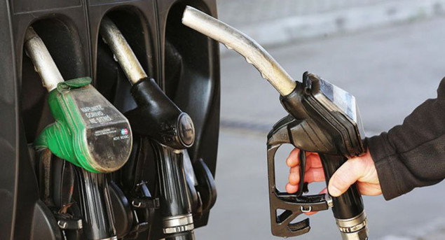 Gorivo u RS skoro 3 KM, poskupljivaće i narednih 15 dana