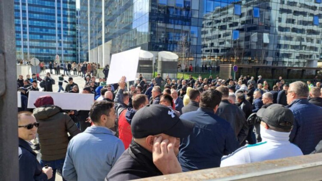 Grupa građana blokirala ulaz u N1 u Beogradu