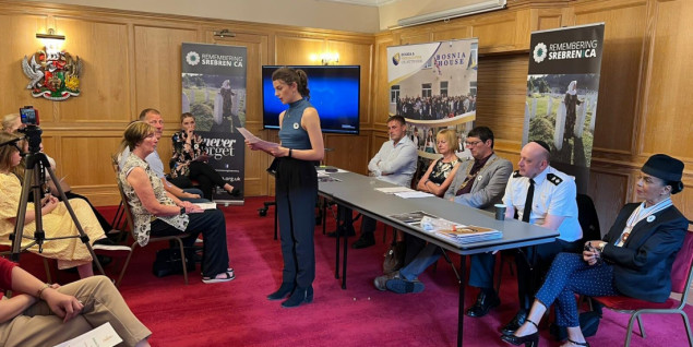 Gradonačelnik Coventrija: Svjedočimo da se zlo Srebrenice nije, neće i ne smije zaboraviti