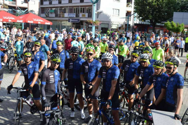 Više od 300 biciklista ove godine na biciklističkom maratonom 'Bihać-Srebrenica'
