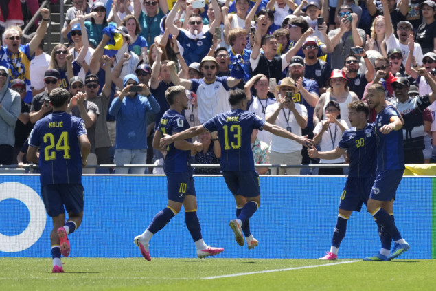 Nakon prvog poluvremena Bosna i Hercegovina vodi protiv Katara 2:1