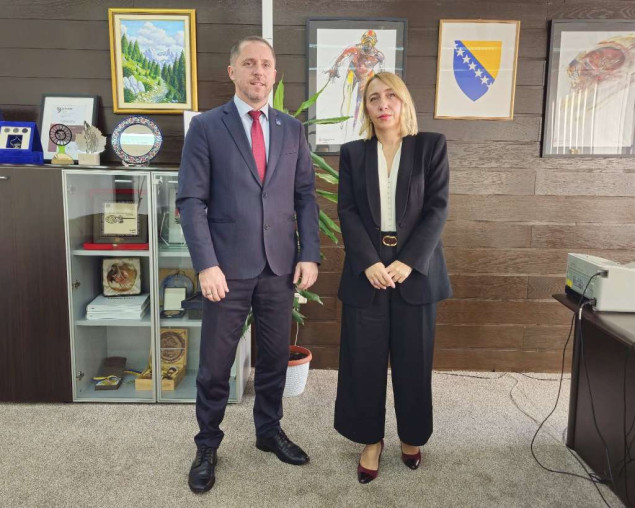 Grad Bihać pokreće inicijativu za strože kazne zbog nelegalne gradnje na Uni