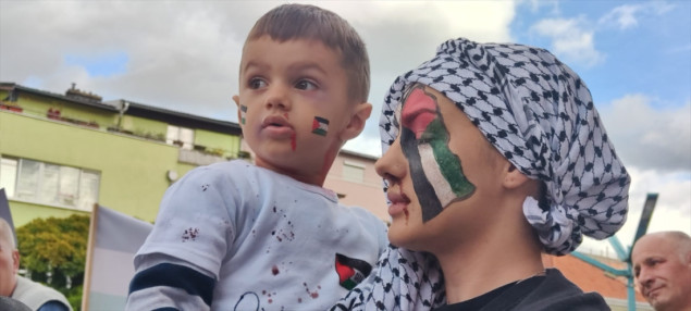 Građani Bihaća izašli na proteste i podržali mir u Palestini