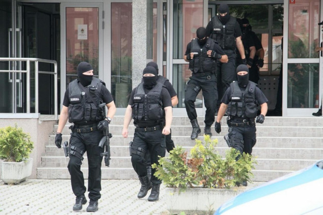 U Bijeljini uhapšeno pet osoba zbog trgovine utjecajem i sprječavanja dokazivanja