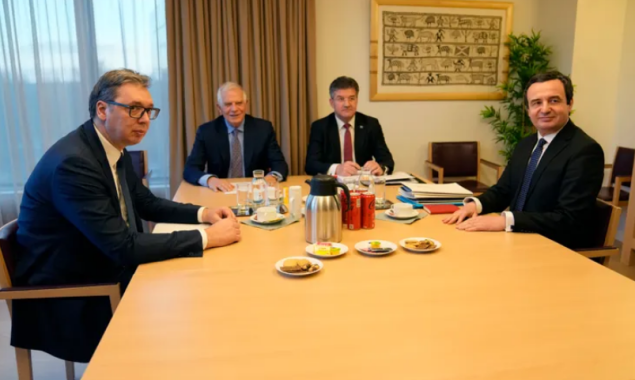 Počeo zajednički sastanak Vučića i Kurtija sa evropskim posrednicima