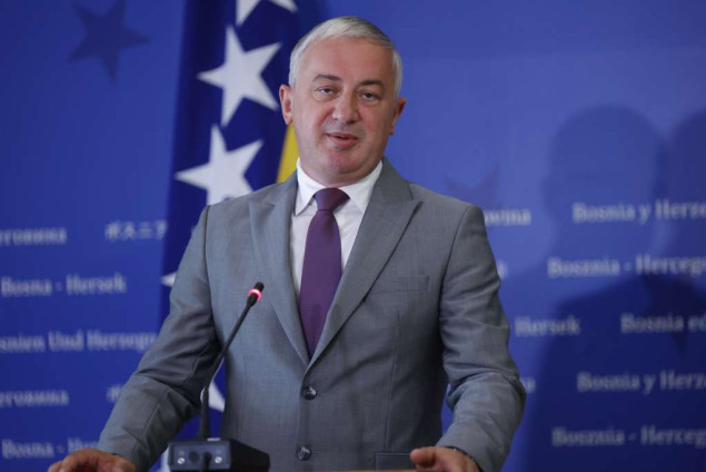 Borenović: RS lančano klizi ka ekonomskim sankcijama