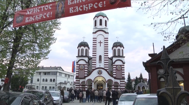 Veliki broj vjernika na vaskršnjoj liturgiji u Brčkom