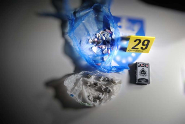 Pronađeno oružje i droga u Brezi, uhapšena jedna osoba