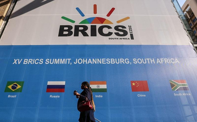 Kineski predsjednik Xi otputovao u Južnoafričku Republiku radi učešća na samitu BRICS-a