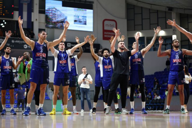 Košarkaši Budućnosti poveli 1:0 protiv Cluja u četvrtfinalnoj seriji play-offa ABA lige