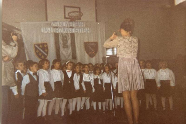 Rusmira Hadžić – Cuco: Više od tri decenije folklora i rada s djecom u Cazinu