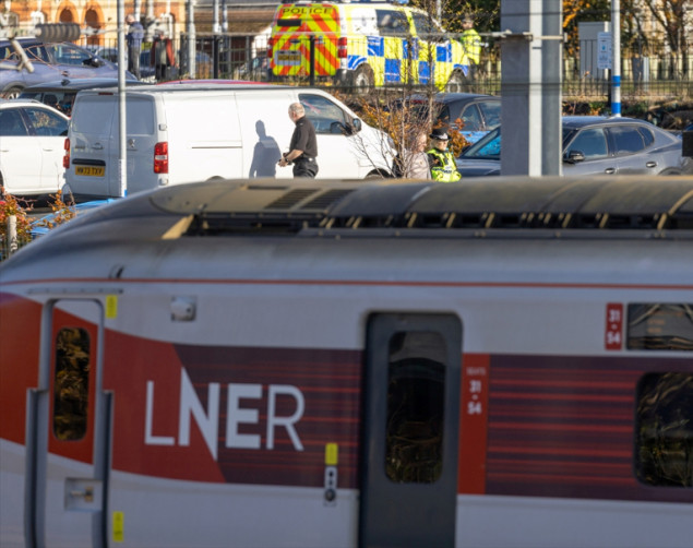 Podignuta optužnica protiv Britanca koji je nožem napao putnike voza