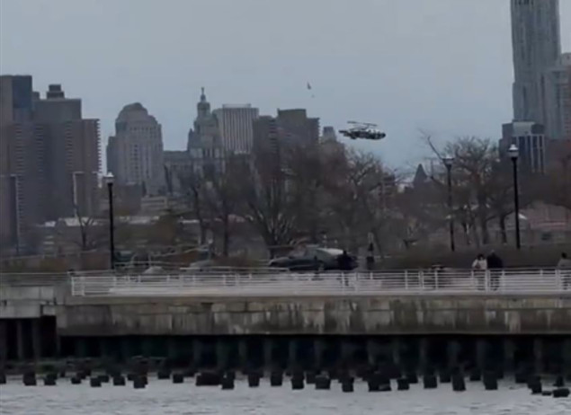 Šest osoba poginulo u padu helikoptera u rijeku Hudson