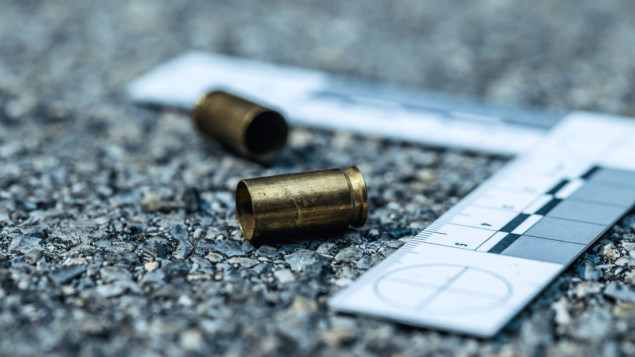 Na Žovnici kod Mostara pucano na parkirana vozila, oštećena dva mercedesa