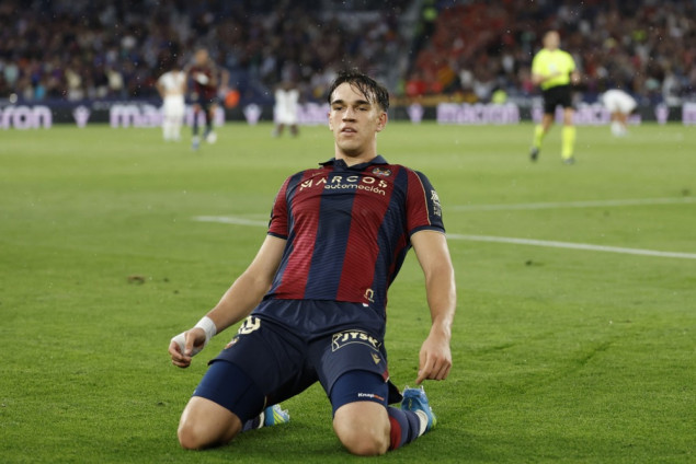 Real Madrid doveo Carlosa Espija iz Levantea